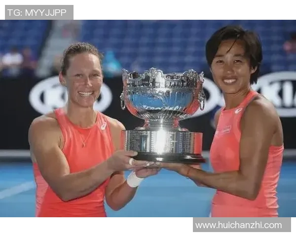 南京网球队展现卓越团队协作精神助力大满贯赛事成功 南京网球队展现卓越团队协作精神助力大满贯赛事成功