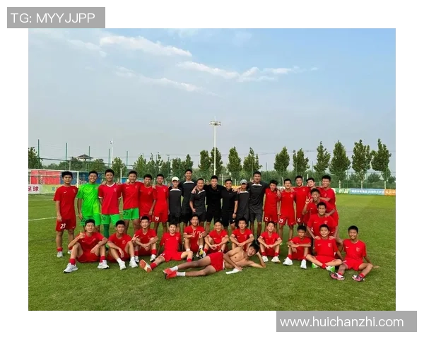 成都足球队的节奏体系解析与战术创新探讨 成都足球队的节奏体系解析与战术创新探讨